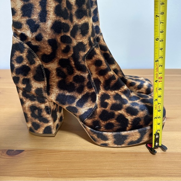 Urban Outfitters | Olivia Leopard Print Platform Ankle Boots | Chunky Block Heel - Picture 4 of 8